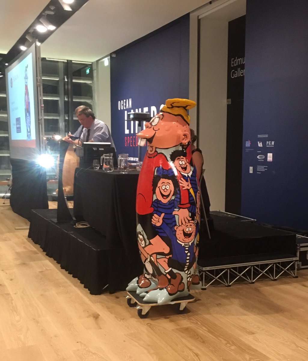 Number 25 of 82 penguins being auctioned off tonight is our famous 'Pluguin' designed by Lesley D McKenzie and sponsored by @LACDundee who lived at the @McManusDundee in #mcmenace over the summer #maggiespenguinparade