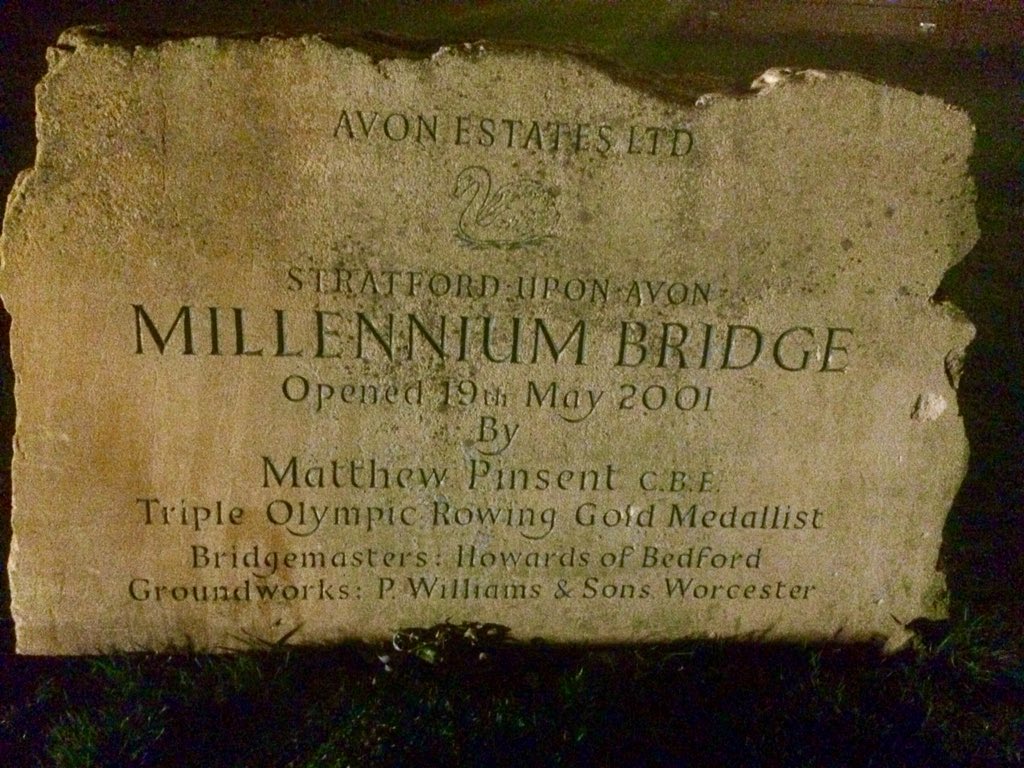 IreneVHS's tweet photo. How appropriate, on our evening walk ... #FOT2018 #fittingname #riverparkbridge https://t.co/hZz6U0WquM