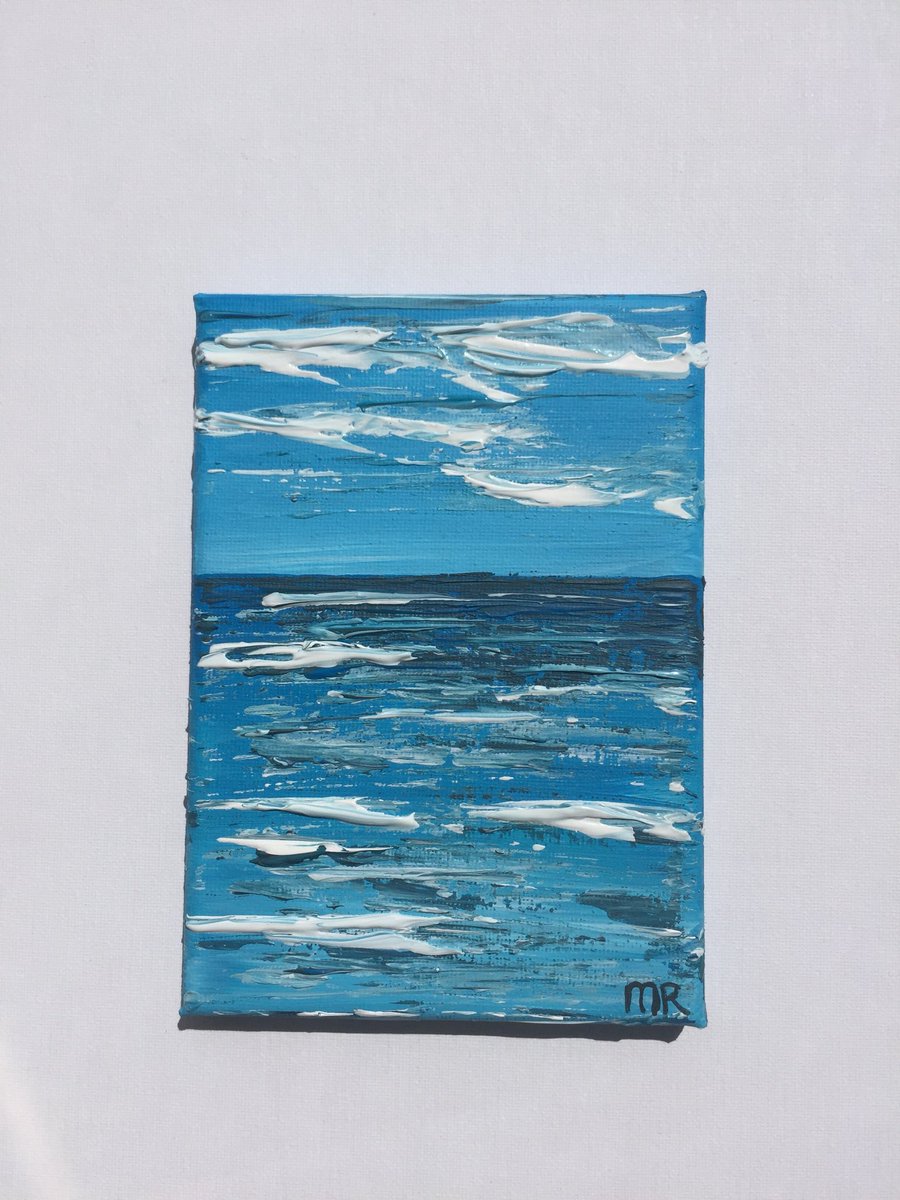 OlivesOriginal's tweet photo. Original acrylic sea painting on canvas 5x7” ‘Day dream’ 🎨 All paintings available to buy from https://t.co/UCAireFqBC #originalartwork  #waves #seapaintings #ocean  #atmosphericpaintings #painting #canvas #bluewater #bluesea #blue #acrylicpainting  #homedecor #homeart #interior https://t.co/AJksAI3KQC