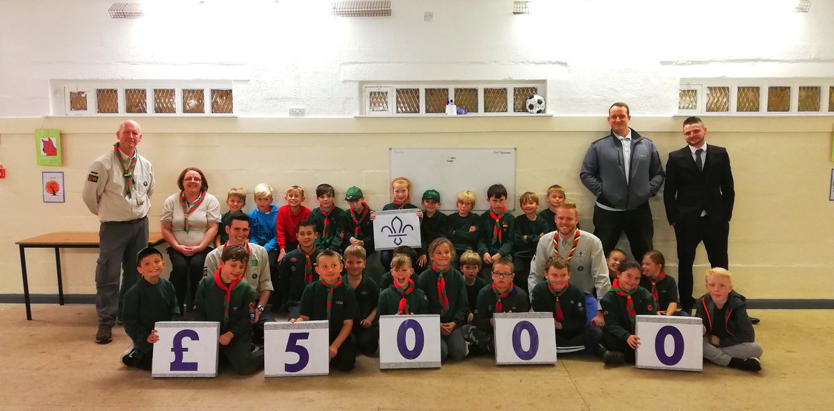 Molly Kent tweet media