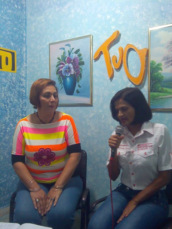 CDCEMonagas_5's tweet photo. Programa Televisivo #ReporteEscolar en su segundo Programa Hace un recorrido por el acontecer en materia educativa Con la Conductora @SusanaSayegh en visita de las distintas coordinaciones Activadas en el municipio Monagas.
#EducacionAlTablero 
#educacion 
#ReporteEnLaRed https://t.co/rtF0SoREJl