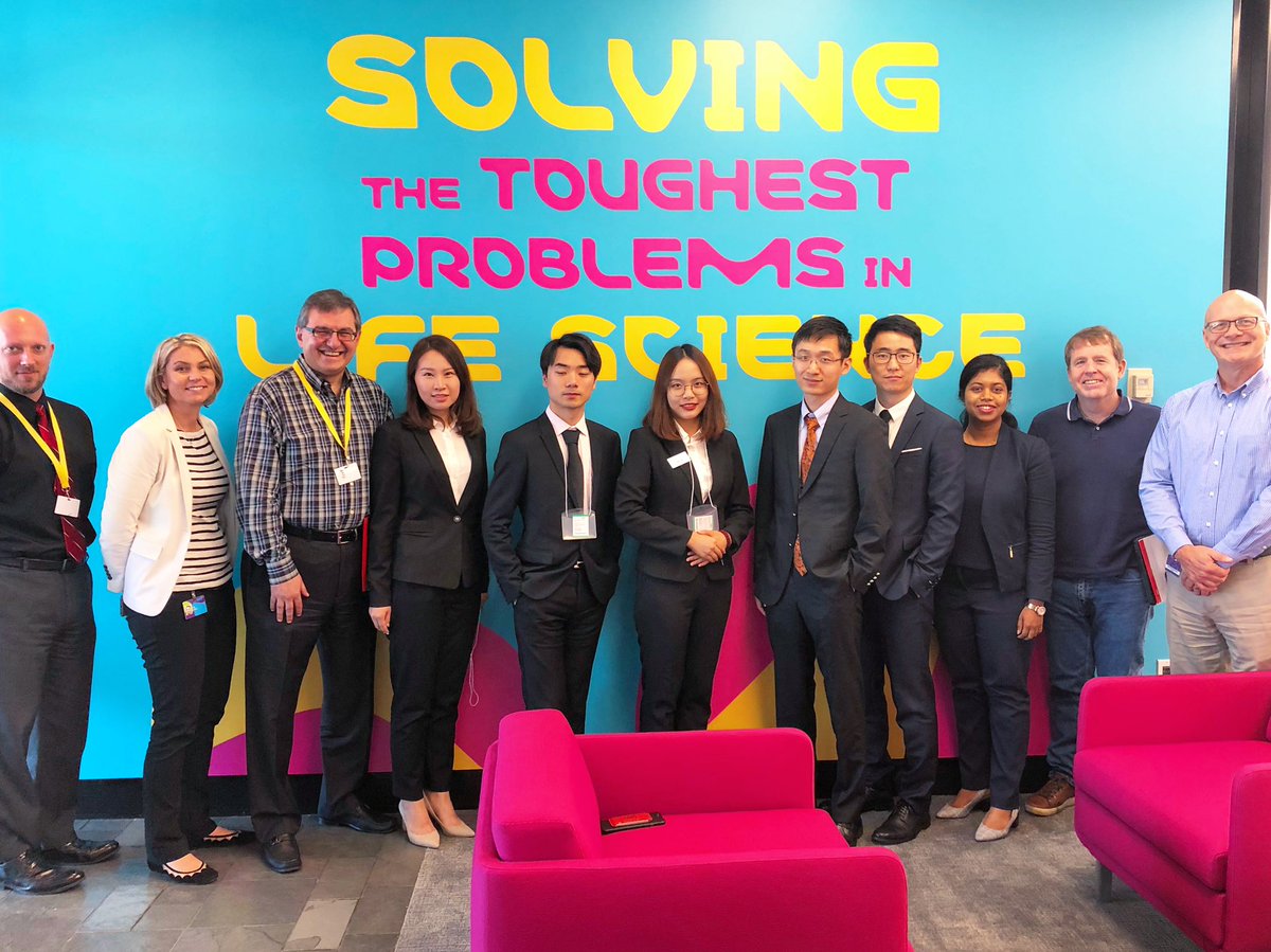 TheBoeingCenter's tweet photo. Our #MilliporeSigma project team will be working this fall on identifying investment opportunities in the “long tail” through sales data and online customer behavior.
#bcsci #boeingcenter #supplychain #innovation #WashU #wustl #college #business #student #project #technology https://t.co/bsXsT5qD7B