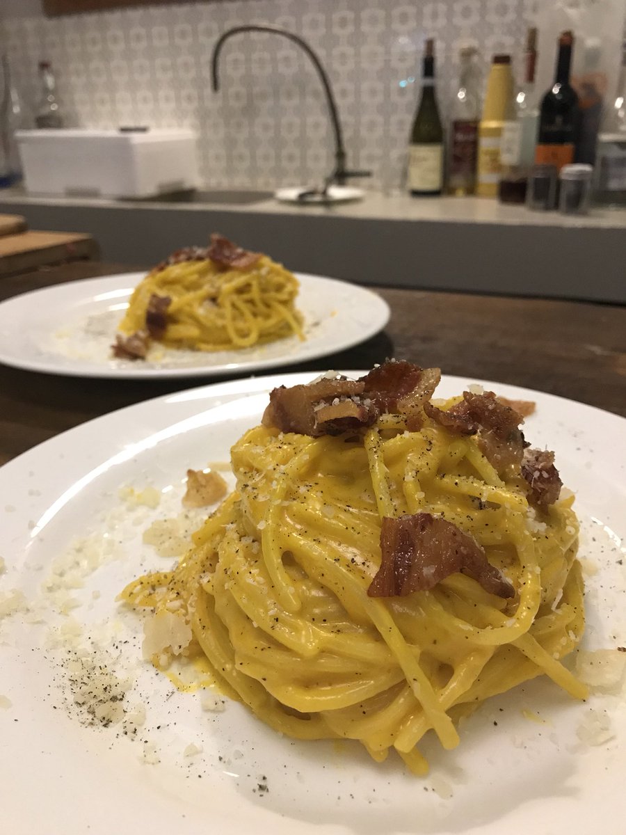 Sua maestà LA CARBONARA dell’Osteria Sette 😍 vincitrice del Campionato di carbonara di <a href="/eatalyroma/">Eataly Roma</a> STRAMERITATO 😋 #LoveOwnBusiness #9OttobreNightOut #SayGoodEvents