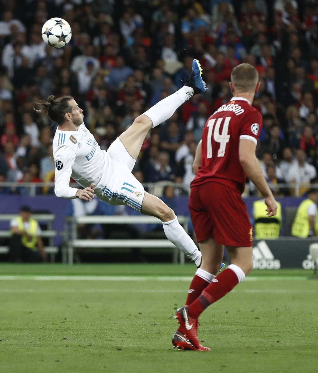EPLBible's tweet photo. How this Mo Salah goal beat Ronaldo, Bale and Pavard's goals, I'll never know. 🤔 https://t.co/EFI0mfxT80