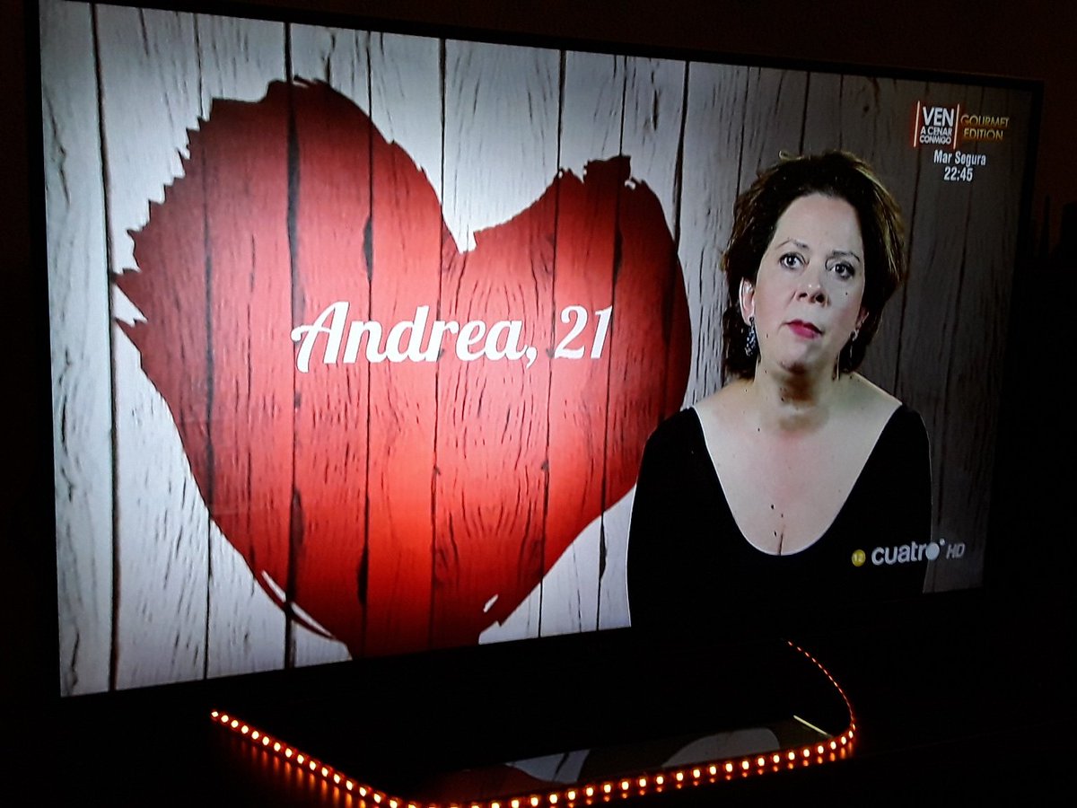 IvanhoeLG's tweet photo. 21? A ver si pedimos el dni en la entrada del restaurante...
#FirstDates729 https://t.co/nz6hBM4Arj