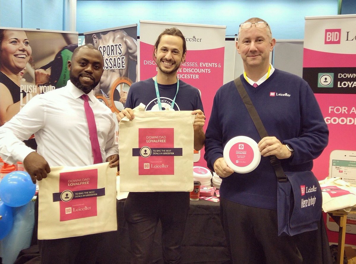 loyalfreeapp's tweet photo. A lovely visit from our friends at @BIDLeicester today during #freshfest2018 where we were promoting the LoyalFree app! 📱🎉 You can find amazing deals, attractions &amp; events in #Leicester on the app by clicking here now: https://t.co/8g4Vr8vd16 #shoplocal @dmuleicester @LifeDSU https://t.co/u53tLCEX3S