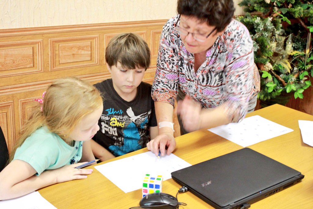 Завтра на Форуме молодёжных инициатив в г #Орел презентуем проект #Код'ика - основы программирования в игровой форме. Благодаря победе в конкурсе #ФондПрезидентскихГрантов обучение пройдут +500 детей от 7 до 14 лет, в. т. ч. в г #Ливны и #Мценск Записать ребенка-звоните 78-40-78