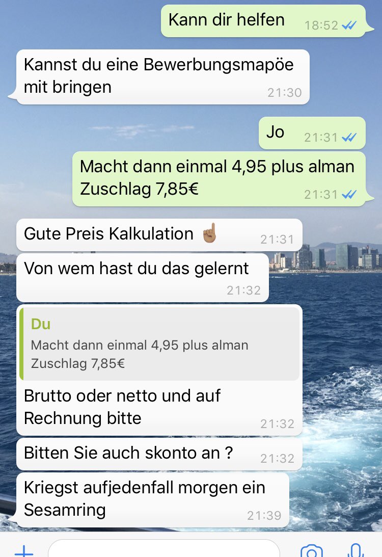 sknoerfi's tweet photo. Der Alman hilft seinem Ausländer. #integration2018 https://t.co/6k4dII2loQ