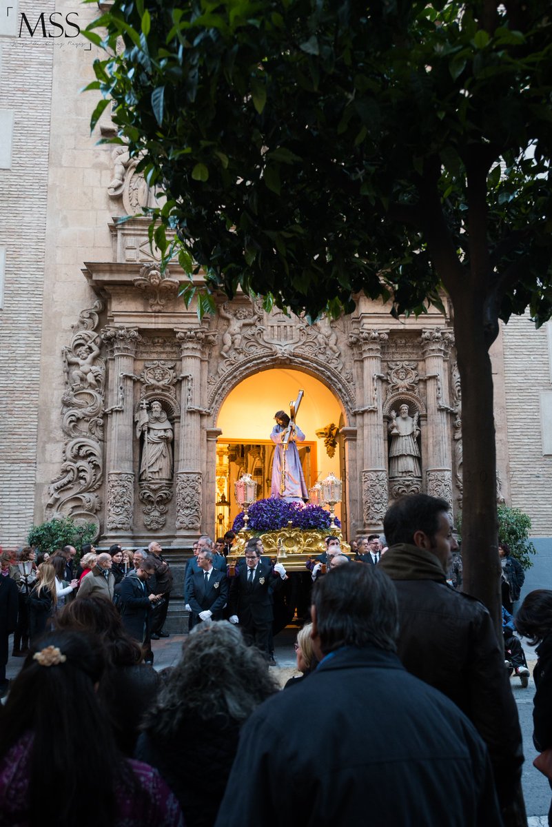 Festividad de la Merced. Nuestro Padre Jesús de las Mercedes saliendo de la Iglesia de la Merced. Traslado del Sábado de Pasión.

#SSantaMurcia