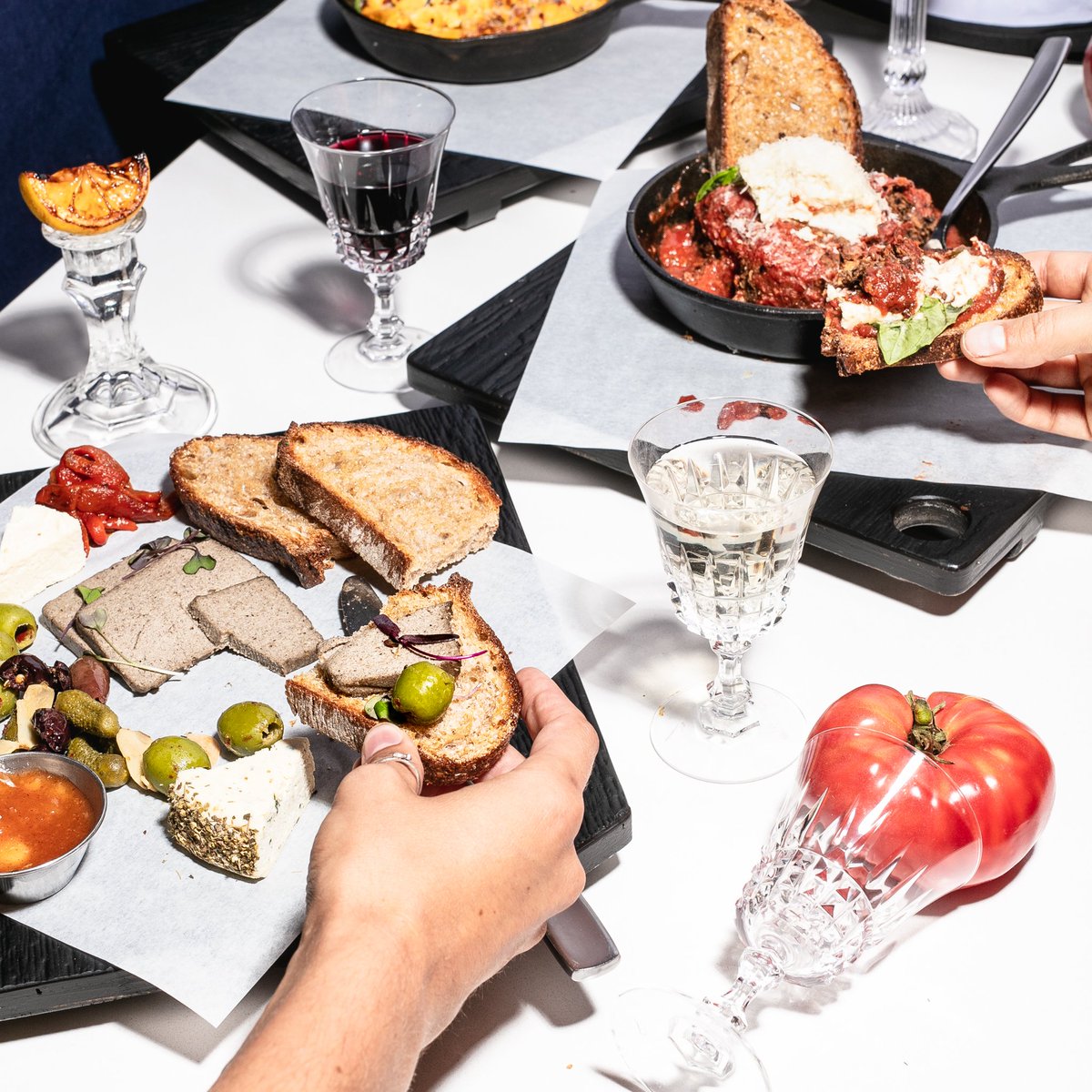 Virtuous_Pie's tweet photo. SNEAK PEEK!! We are STOKED to introduce a whole new menu category at all 3 locations: SMALL PLATES. Our culinary team has been hard at work, and we can't wait to share them with you this WEDS, Sept. 26th! Pictured is the Cheese + Pate Board, Italian Meatballs, and Mac &amp; Cheese! https://t.co/syebXGxPXM