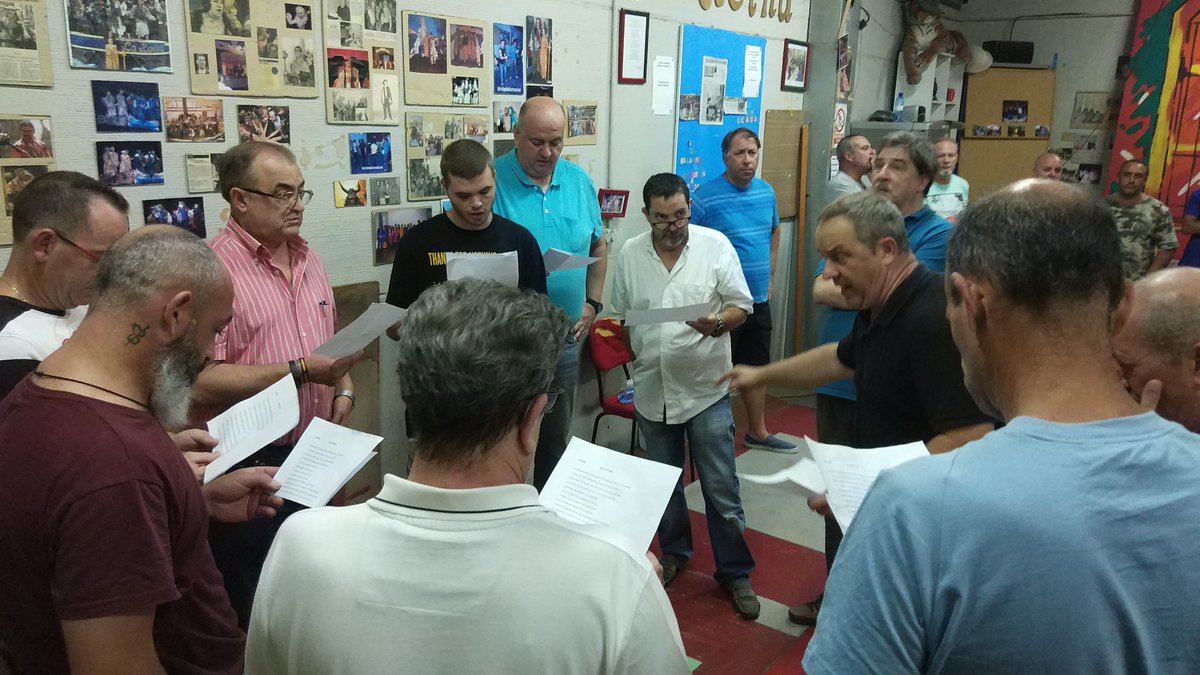 Coroquicozamora's tweet photo. Todo no puede ser cachondeo.
Vamos a currar https://t.co/IVK2yyP8qo