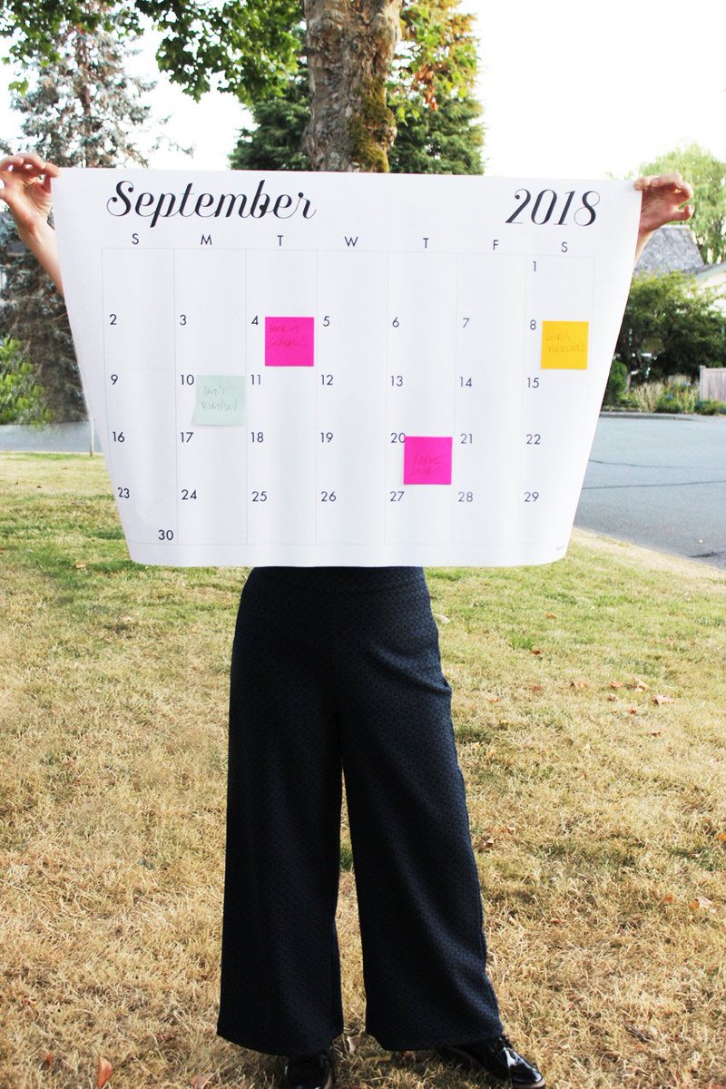 Free Giant Goal + Calendar Printables poppytalk.com/2018/09/giant-… with @ScotchTapeCA  #freeprintables #diy #backtoschool #postitnotes