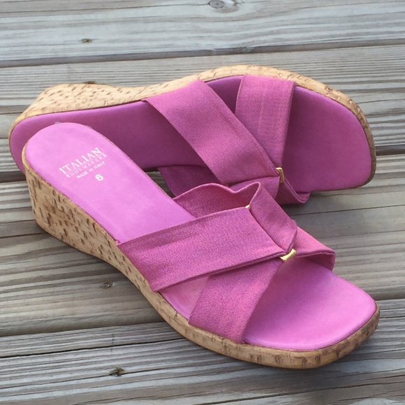 So good I had to share! Check out all the items I'm loving on @Poshmarkapp #poshmark #fashion #style<a href="/tag/fashion"class="tags"><span>#fashion</span></a><a href="/tag/shopmycloset"class="tags"><span>#shopmycloset</span></a><a href="/tag/style"class="tags"><span>#style</span></a><a href="/tag/americaneagleoutfitters"class="tags"><span>#americaneagleoutfitters</span></a>