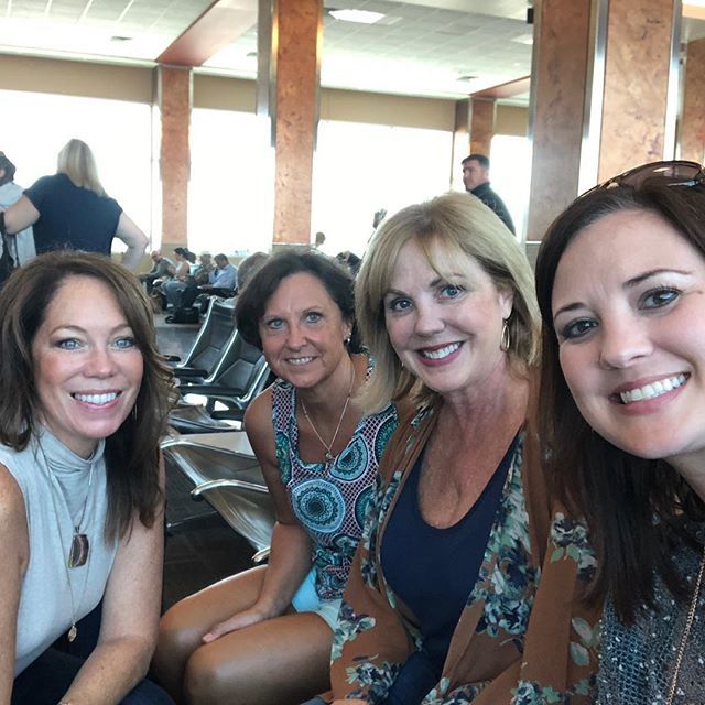 Traveling with business women is so inspiring! Thanks Judy and Ferguson’s Plumbing @fergusonshowrooms for a great trip to Indiana with this crew to learn more about @deltafaucet @brizofaucet @fergusonshowrooms #plumbingdesign #indianapolis #interiordesig… ift.tt/2pwBvO6