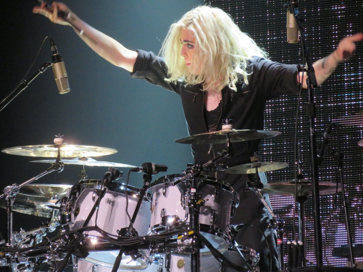 Elijah Wood Drummer Man Or Woman