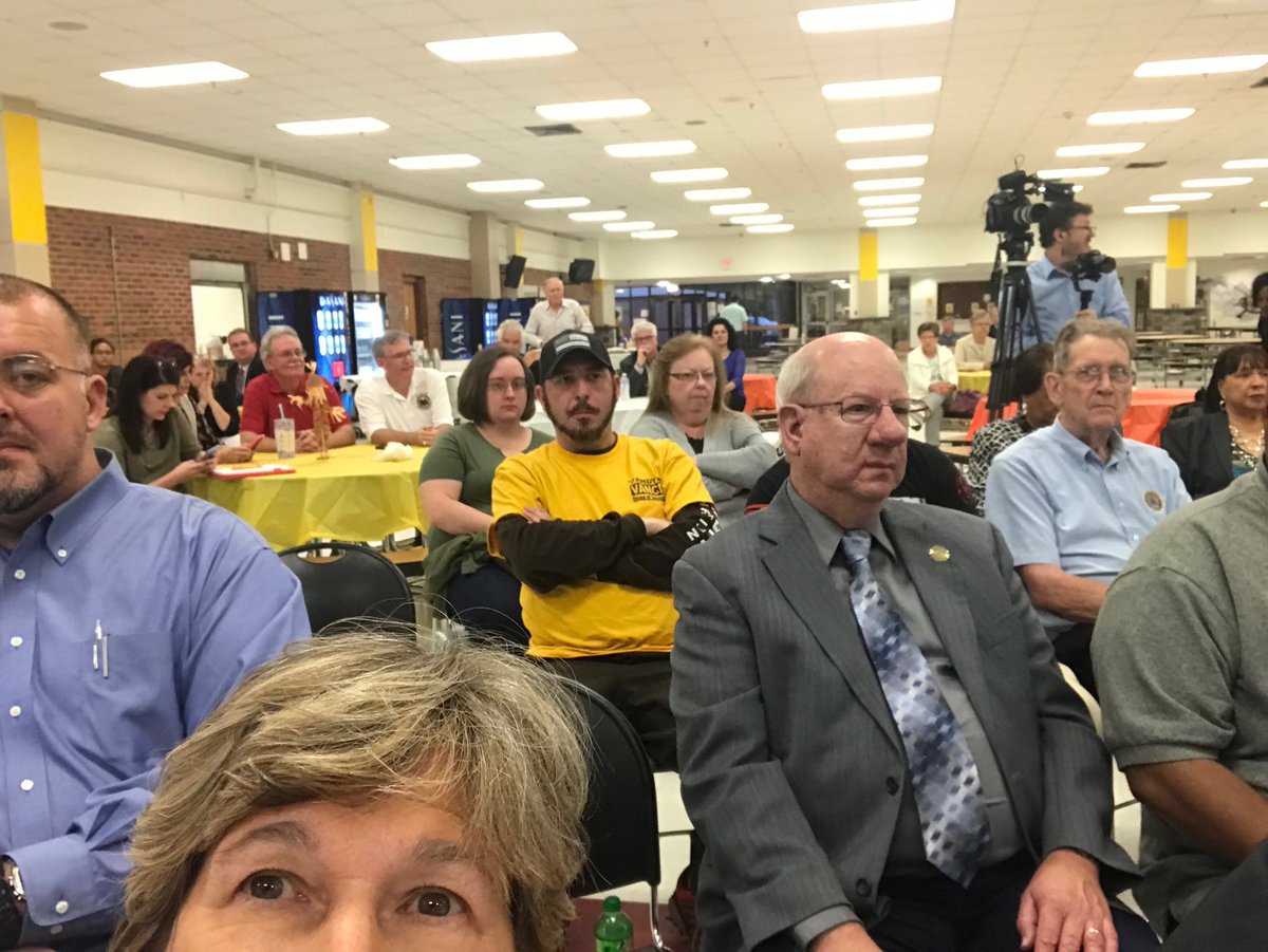 rweingarten's tweet image. So glad to be at the ⁦@ReconnectMcD⁩ TownHall at #MtView HS, Welch, West Virginia