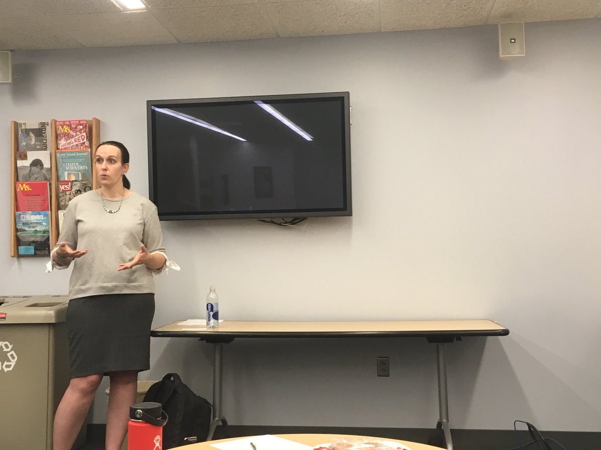 IthacaSPJ's tweet image. Grant never saw herself as a business journalist in college but has spent her career doing business journalism and personal finance. @kelligrant