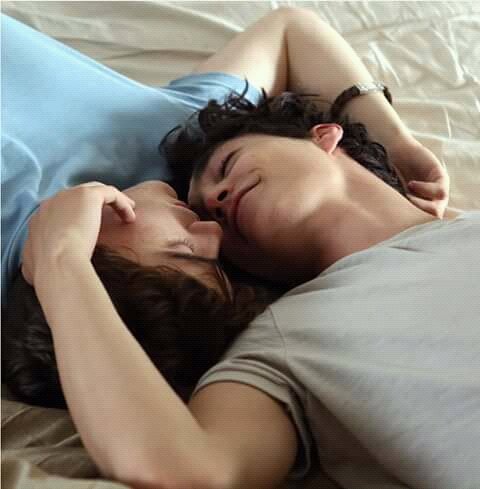 "Quantos Isak's e Even's estão deitados assim?"
#Evak