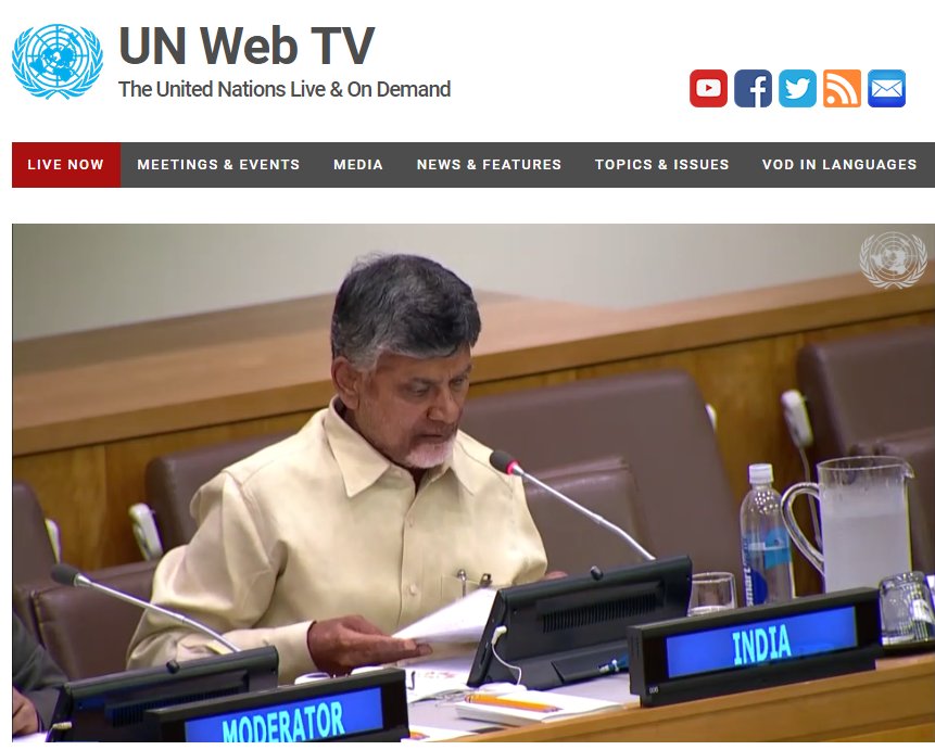 Dn5YAVyV4AA15uZ.jpg:large