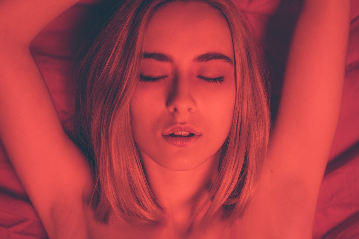 красивое занятие любовью. женщины для удовольствия. мужчина и женщина в постели. женщины для удовольствия. самые красивые позы для любви.