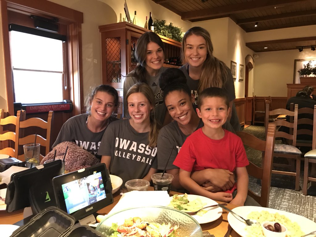 Lady Rams Volleyball On Twitter Thank You To Olive Garden In