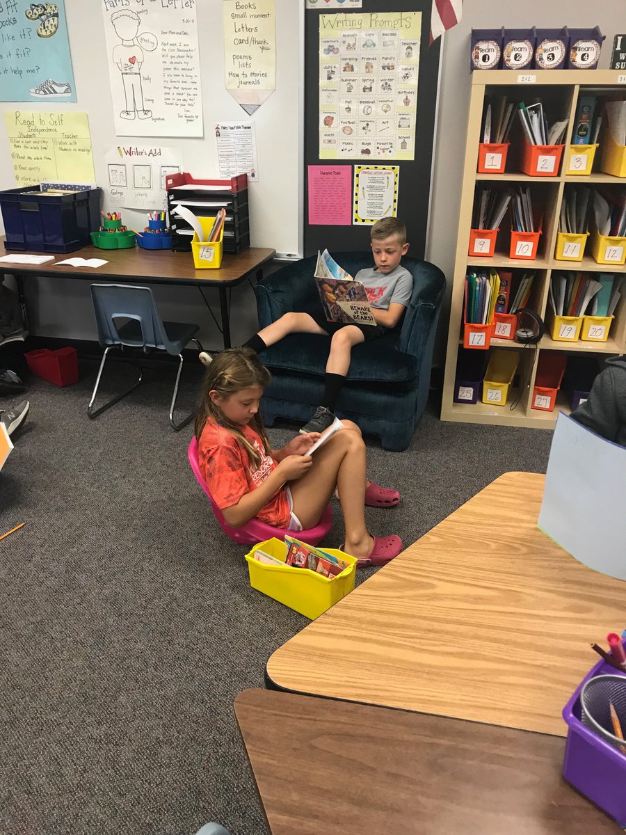 MeadowvaleElem's tweet photo. Love all the places that these second graders found to read!  #readingisengaging  #readingisfun  @ISD728 @KateMLoveland https://t.co/Asud52HYOI