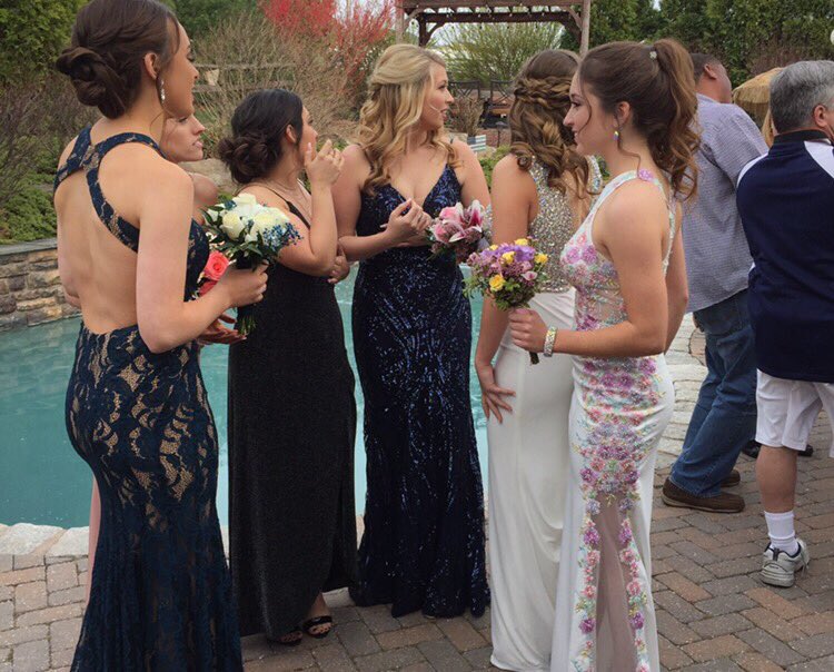 madison_spitko's tweet photo. happy birthday tay😊 hope you had a great day !! @TaylorLedford5 https://t.co/XInL6HHBeu