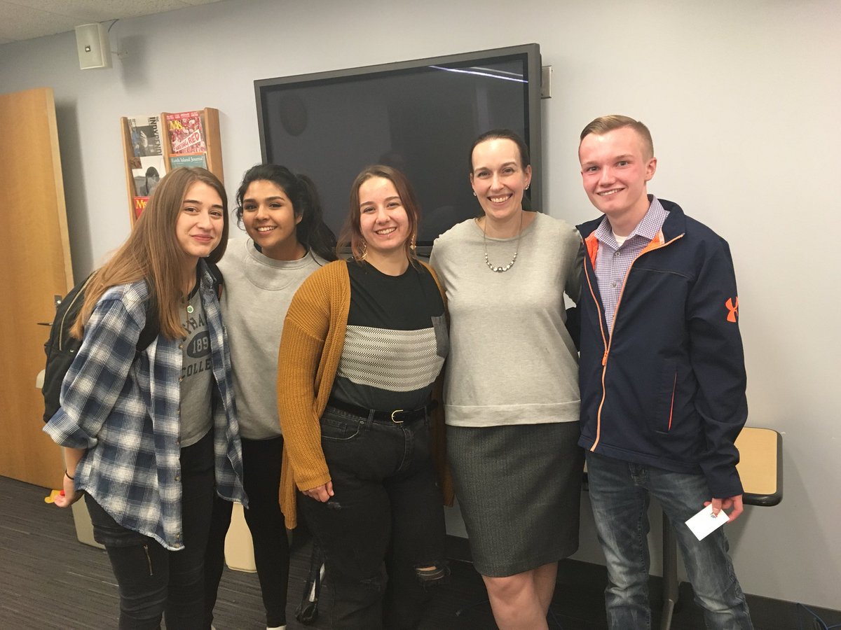 IthacaSPJ's tweet image. Thank you to @kelligrant  for speaking with us today! We really appreciate your advice on personal finance and business in journalism.