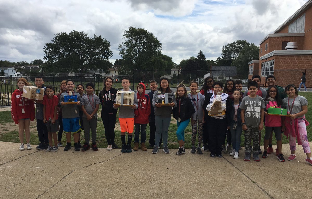 MSantodonato1's tweet photo. Team Stripes @WTClarkeMS had fun testing their “Hurricane-safe homes,” today! #scientificmethodinaction #6thgradescienceisfun #mondayfunday https://t.co/LyRFIO9GI2