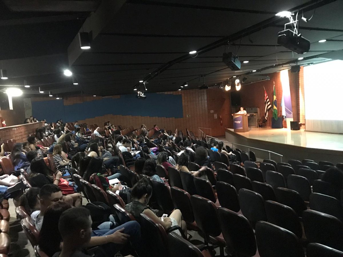 Palestra sobre Depressão com o Dr. Roberto Banaco hoje na Universidade São Judas em São Paulo como parte das atividades do Setembro Amarelo do ABPMC Comunidade.