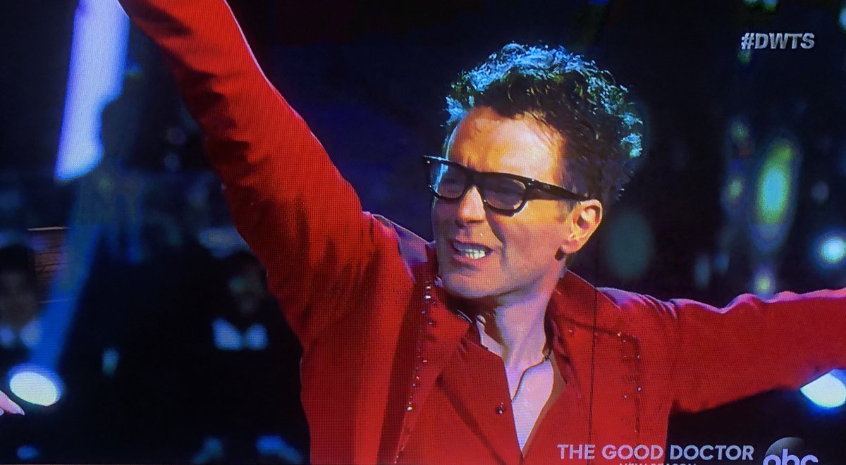bobbybonesshow's tweet photo. He’s so happy! 😂😭🙌🏼🙌🏼

@mrBobbyBones #DWTS #TeamBeautyandTheGeek https://t.co/6xOe0OBRFV