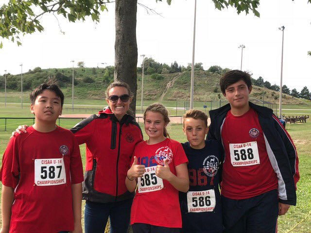 RosseauLake's tweet photo. So proud of our Foundation Years #runners who represented RLC in their first race of the season today! #xcountry #RLClearns #RLCplays #experiencemore https://t.co/coNhiz3cpI