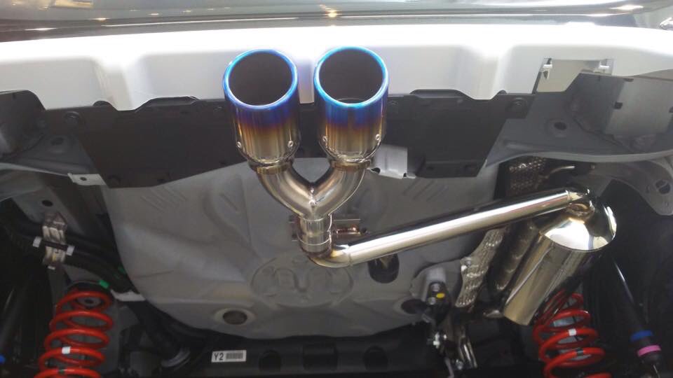 Grgarage豊田元町 M様のアクアgr Sportに Suruga Speed Pfsリヤマフラー を取り付けました センター2本出しチタンテールのマフラーです 乾いた高音質の スルガサウンド を奏でます カローラ中京 Grgarage豊田元町 Grgarage マフラー