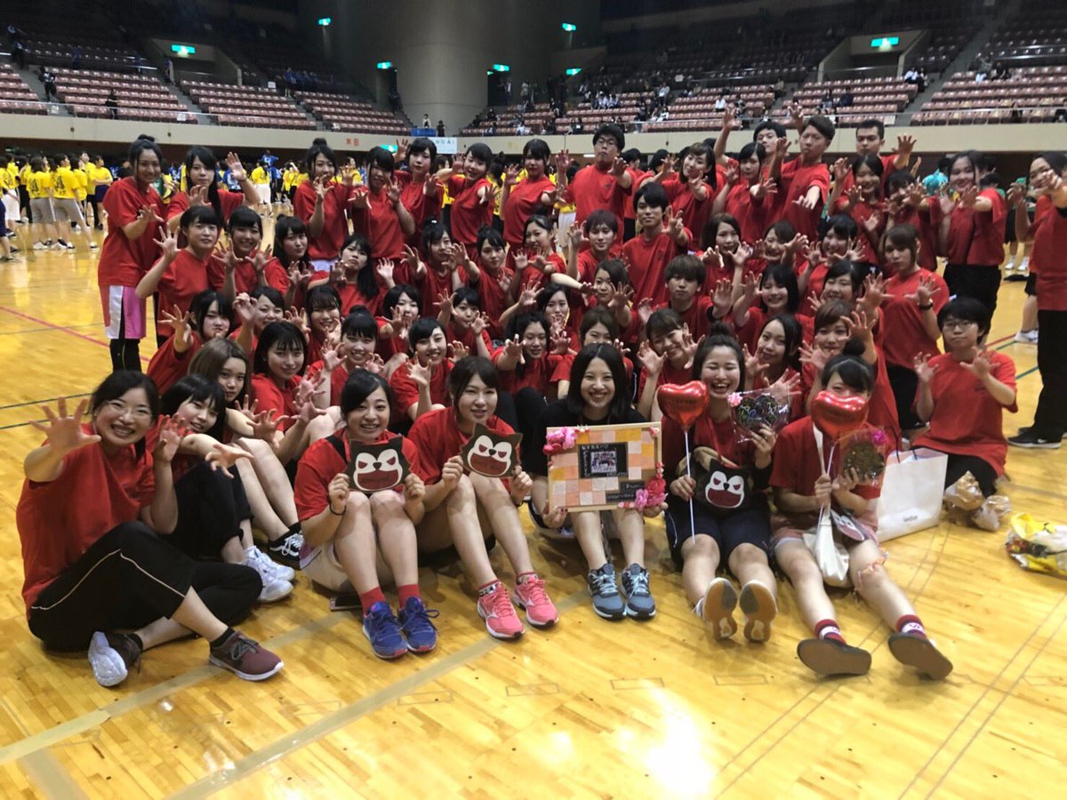 sendaiwb's tweet photo. 【フェスティバルSNS投稿数】
最終結果を発表します！！
１位　#赤団 #紅狼 1690件
２位　#青団 #蒼鷹 1472件
３位　#黄団 #雷蝶   848件
４位　#緑団 #翠凰   659件

No1の座に輝いたのは赤団です！！　おめでとうございます✨
https://t.co/W7nHMMg3QP
#三幸学園 #三幸フェスティバル #三フェス https://t.co/bO55IBR6OW