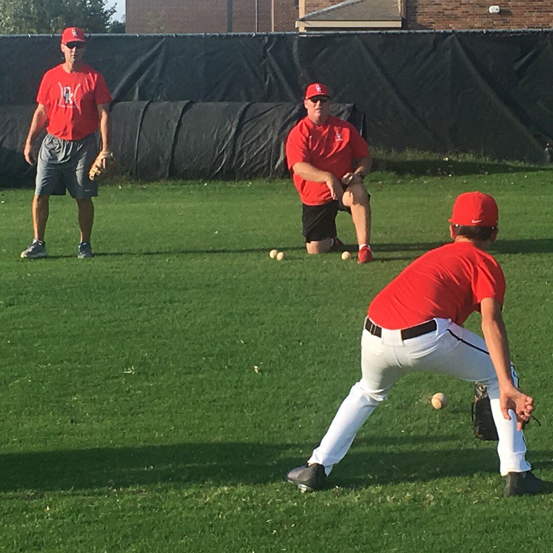 OK_Instructs's tweet photo. Having a blast on Monday’s at our youth camp with Coach Tettleton and Coach G! Working hard and getting better each day! #OKinstructs https://t.co/goFdU9zOS1