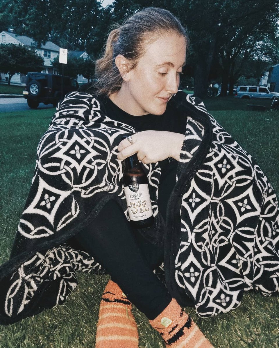 NatalieBONeil's tweet photo. Tis the season for fuzzy socks and autumnal brews | Feels like Halloween out there tonight and I'm a big fan | 09-24-18 | https://t.co/AX7JRUbtvs