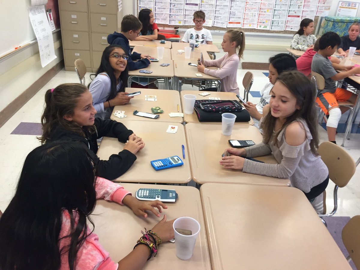 devanelista121's tweet image. “Power Up” card game.  #exponentsinaction #basenumbers #useyourmellon #iteach6
