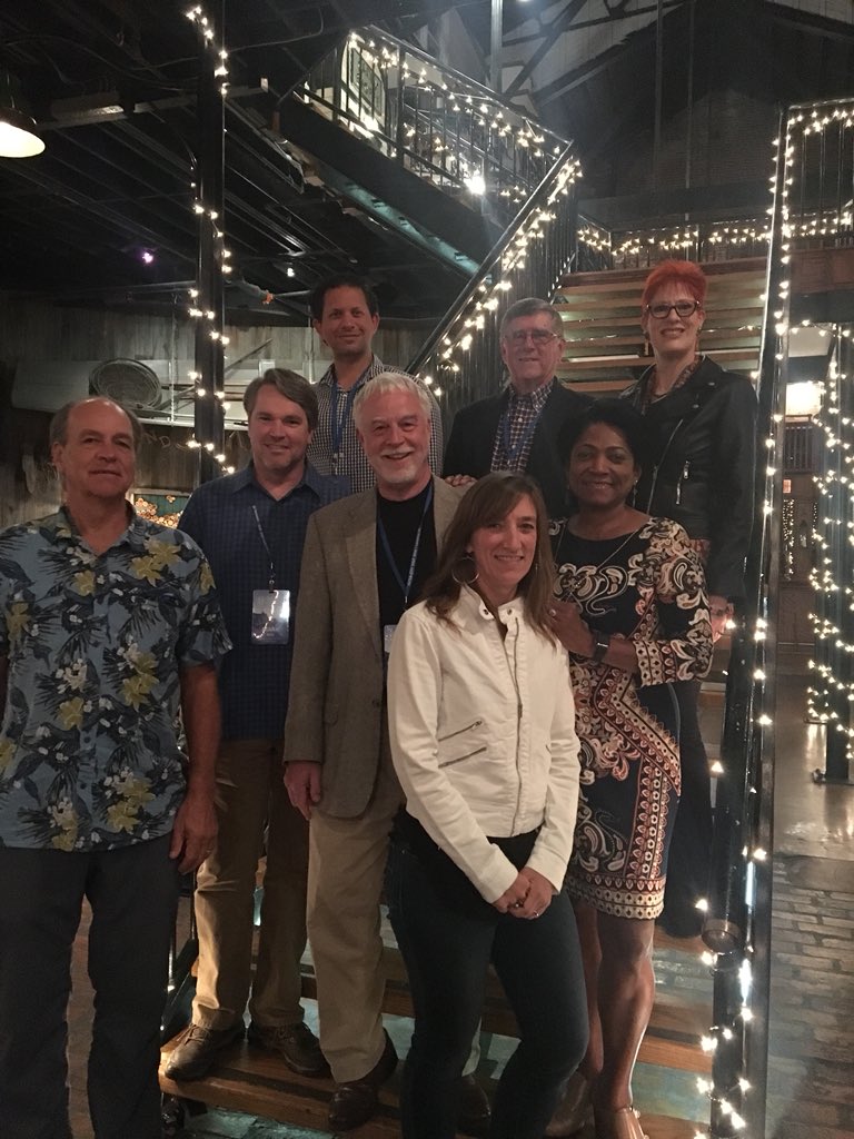 chapelhillmag's tweet photo. Northern Orangers on the #icv2018! #hillsborough https://t.co/zeCDKrOR7n
