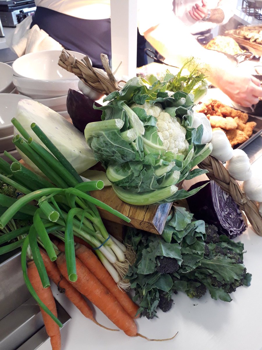 Tony Piercey tweet media