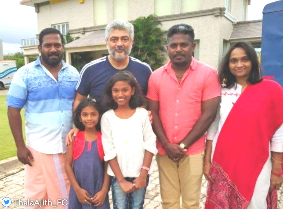 pulseofindian's tweet image. #ThalaAjith In #BlackHair GetUp!.. 
#shootHappeningNow!. 💥💥💥 
80% Shoot Over!., Team Decided To Release The Motion Poster &amp;amp; First Single Simultaneously!.. Maybe in #AyuthaPooja 

#ThalaThiruvizha After #Attagasam 
#FestivelSong Like #TherkuSeemaiyila 💥