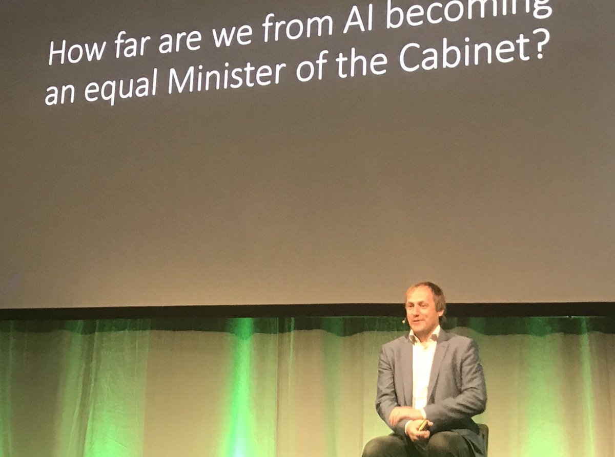 ”Tekoäly auttaa tuottamaan ennennäkemättömiä ennusteita ja analyyseja. Keskeiseksi haasteeksi tulee kuinka niihin osataan reagoida. Ihmisiltä tarvitaan (uutta) ajattelua!”<a href="/taavikotka/">Taavi Kotka</a> #AteaFocus