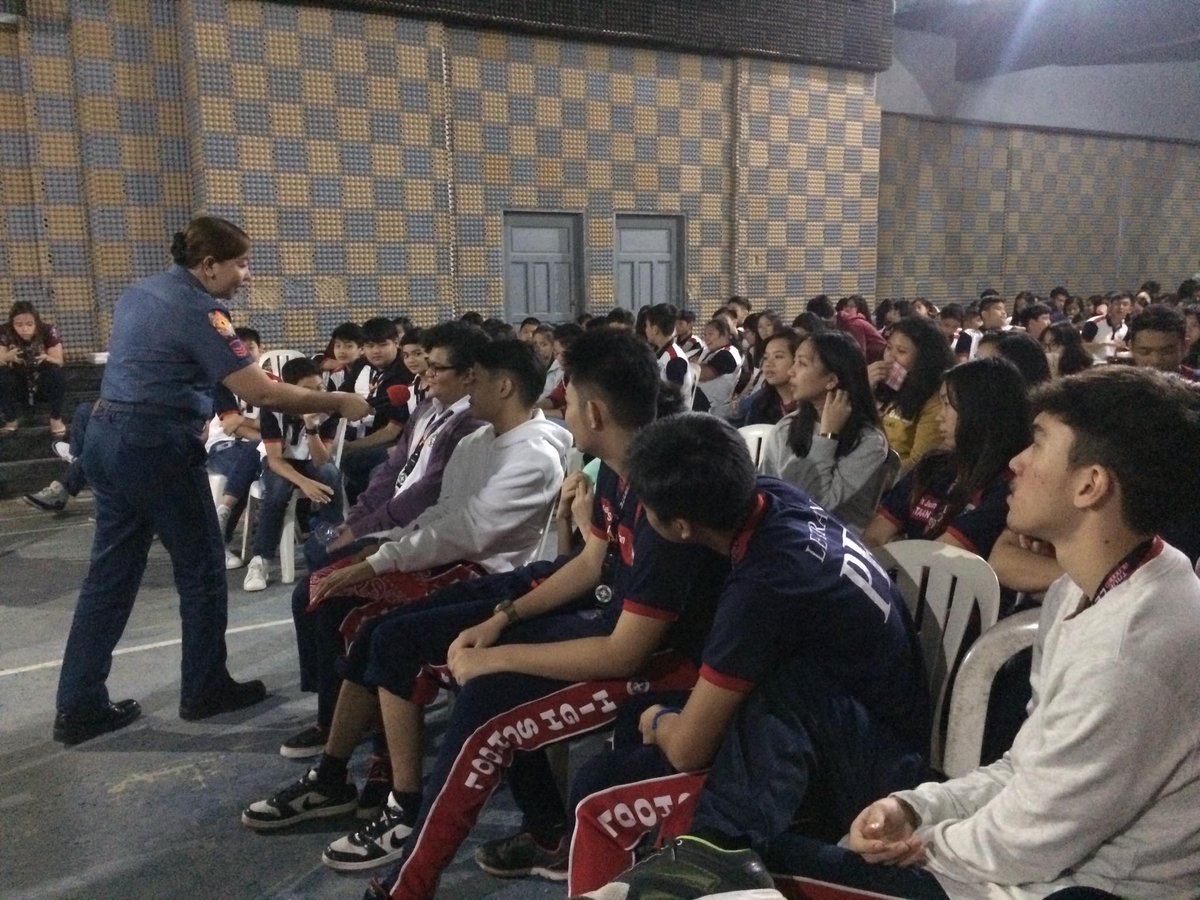 PCPTWINSTONORTE's tweet photo. On September 21, 2018, Bataan PPO conducted symposium  participated by PSINSP JENNIFER A CRUZ, COP and SPO1 Erlynn M Fonseca, Chief WCPD as resource speakers held at Colegio de San Juan de Letran, Abucay, Bataan. Topics discussed were Anti-Bullying and RA 7610. https://t.co/e0gcRgnEWP