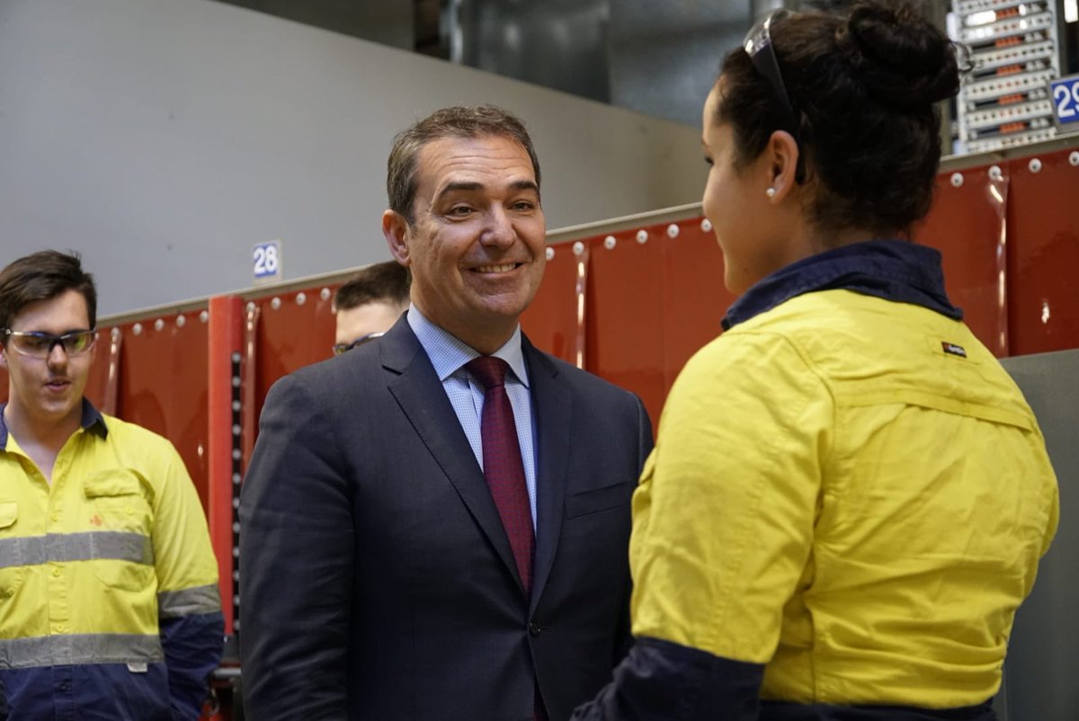 marshall_steven's tweet photo. Great #SAJobs announcement today: @tafesa has become the first accredited training partner of the Naval Shipbuilding College, with the College endorsing the welding component of the Certificate III in Engineering and Fabrication Trade. https://t.co/hSqa2i15w7