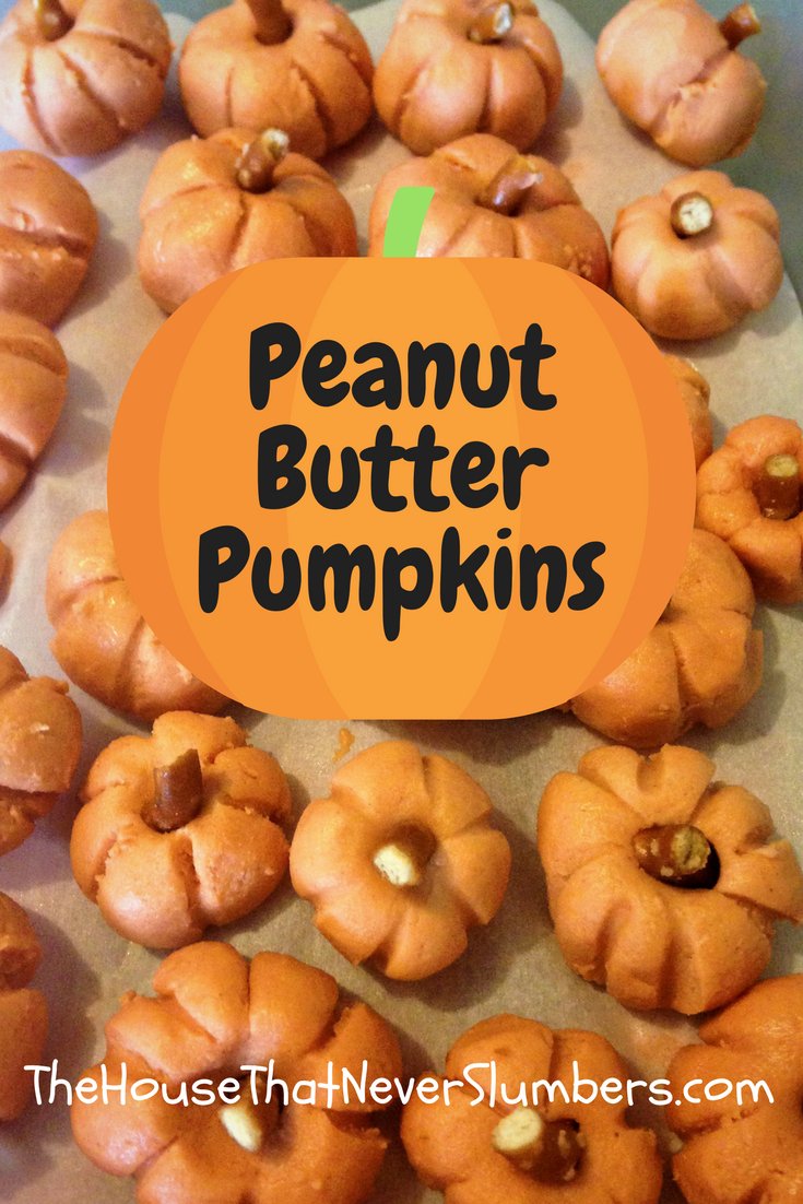 InsomnoMom's tweet image. This is a great recipe for your next fall gathering! Easy and adorable. thehousethatneverslumbers.com/peanut-butter-… #pumpkinseason #foodart
