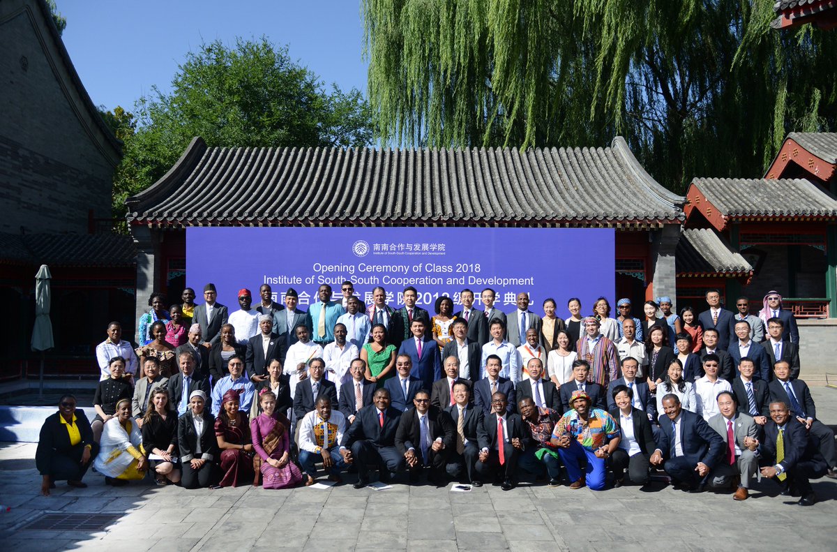 PKU1898's tweet photo. #PKU's Institute of South-South Cooperation and Development (#ISSCAD) held the Opening Ceremony of Class 2018, welcoming its 3rd cohort of 66 students from 26 countries. We hope the incoming #Pekingers find enjoyment and enrichment in their studies and lives here at PKU. https://t.co/DZ3Q9objTG