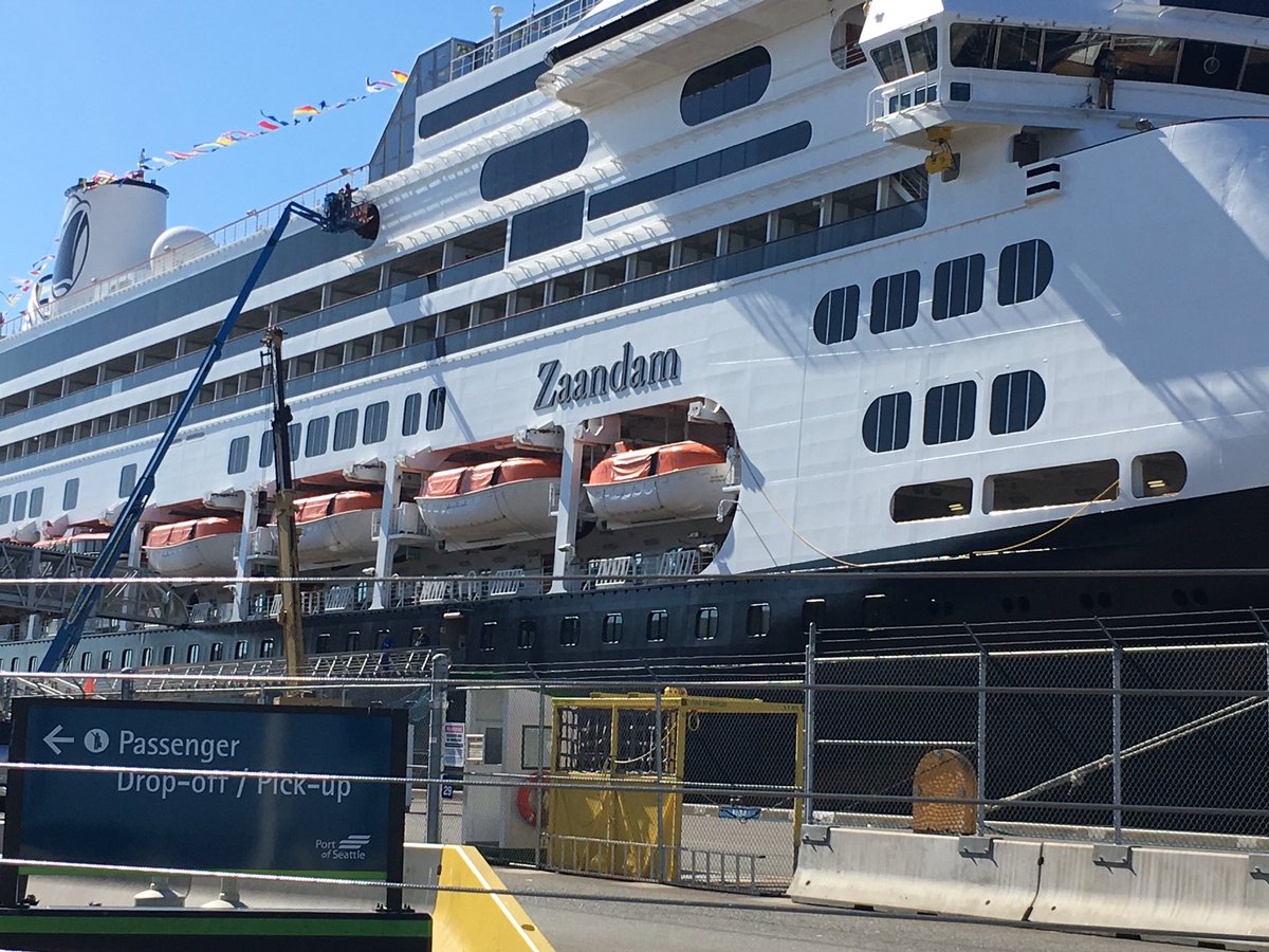 SMLee_713's tweet photo. First day for our Canada field trip! @HALcruises https://t.co/6PfUDYuOBa