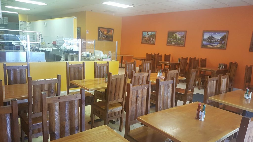 jenniferaavalos's tweet photo. All you can eat tacos for only $8! Any type of meat 🌮🌮🌮 dine-in only 
FOR THE REST OF SEPTEMBER from 7am - 10pm! 🇲🇽
2400 S Jones Blvd Unit 4 🌮🌮
PLEASE RETWEET TO HELP MY DAD’S BUSINESS 😭🇲🇽 https://t.co/ebef7kYIDD