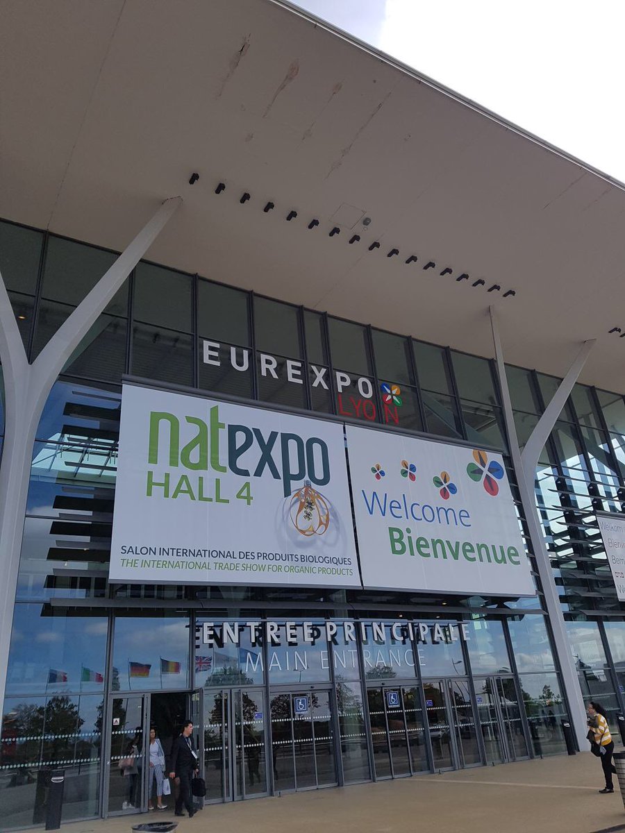 EvidenceSante's tweet photo. Visite @Natexpo 2018 1ère édition @Lyon. Au coeur de l'innovation #bio,  👉 la tendance #healthy gagne tous les domaines : cosmétiques, ingrédients, compléments alimentaires, boissons
Des infos ? Nous contacter 🙏 https://t.co/PTMgPEiDJ0