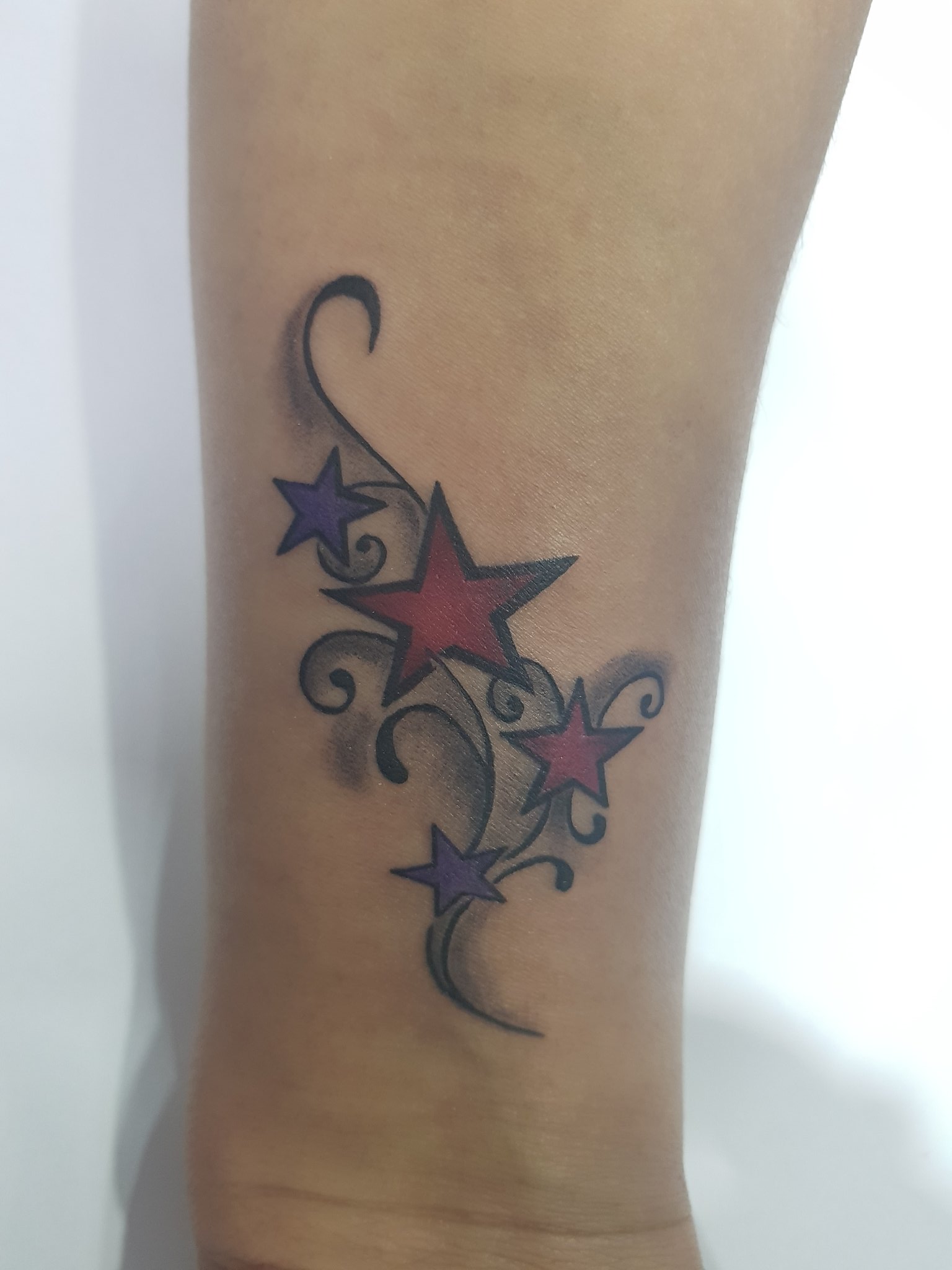 11 Small Stars Tattoos On Thigh  Tattoo Designs  TattoosBagcom