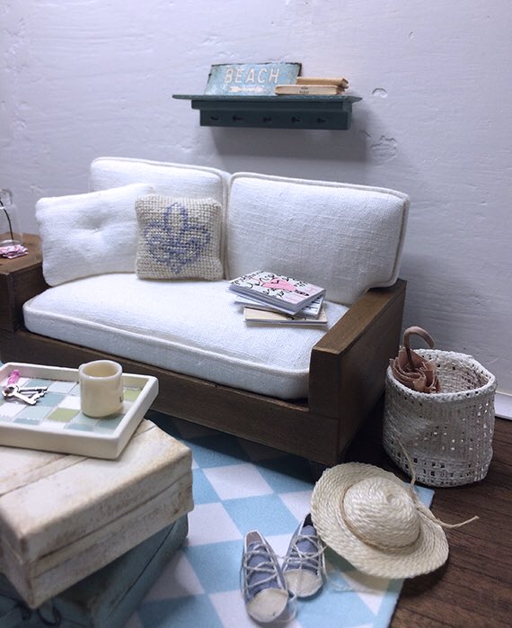 fabflawedmini's tweet image. 1:12th scale miniatures by fabulouslyflawedminiatures #dollhouse #miniatures